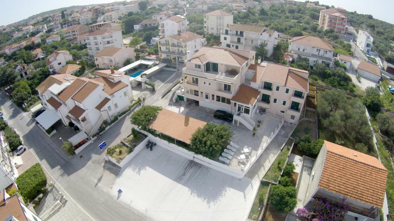 Apartments Fumija Trogir Exterior foto